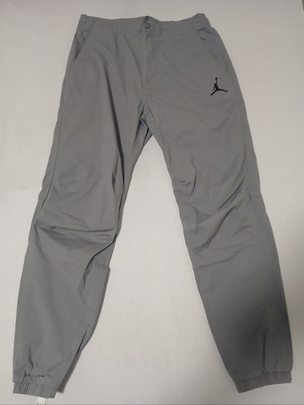 Nike Air Jordan Unisex Medium Size 32 Gray Tech Pack Ripstop Joggers